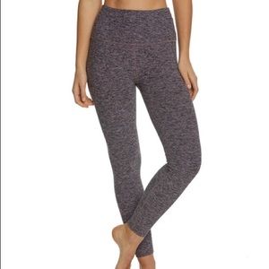 Beyond Yoga Caught In The Midi Legging